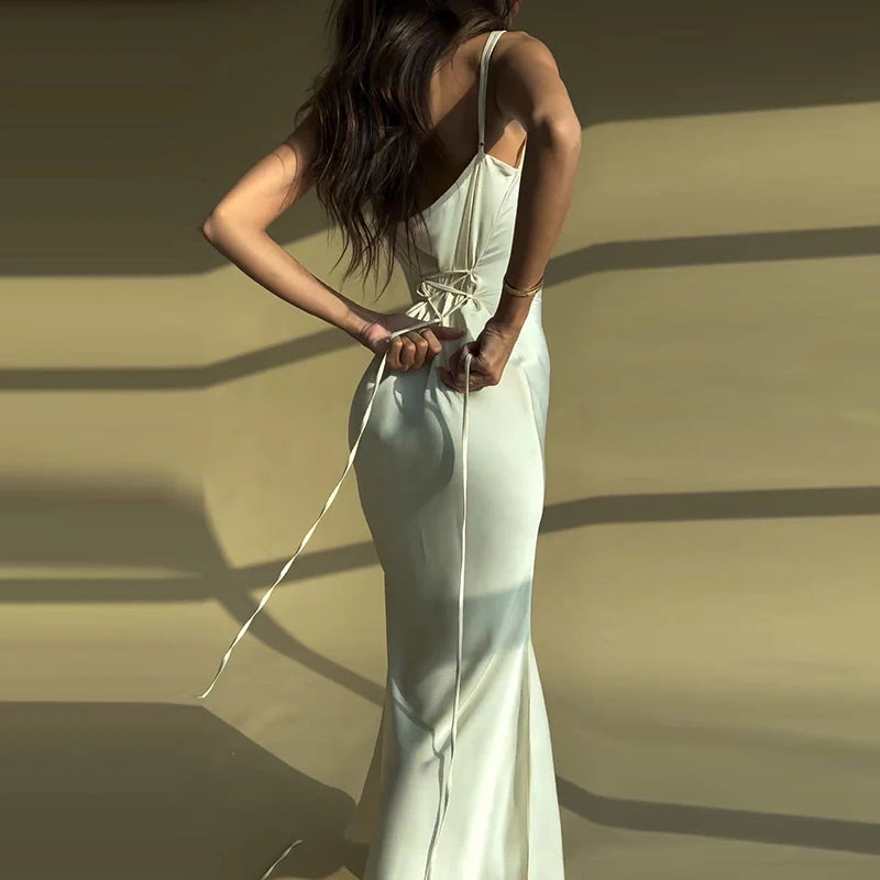La sirène en satin blanc