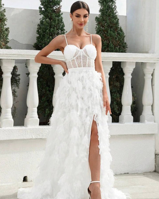 La princesse en robe blanche